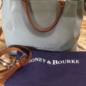 Dooney & Bourke